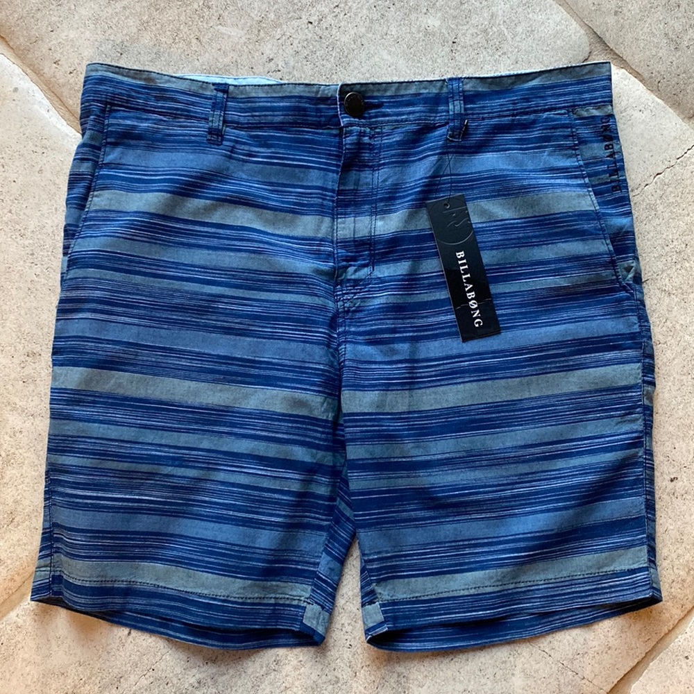 NWT Billabong 🔥 Striped Shorts Sz 36